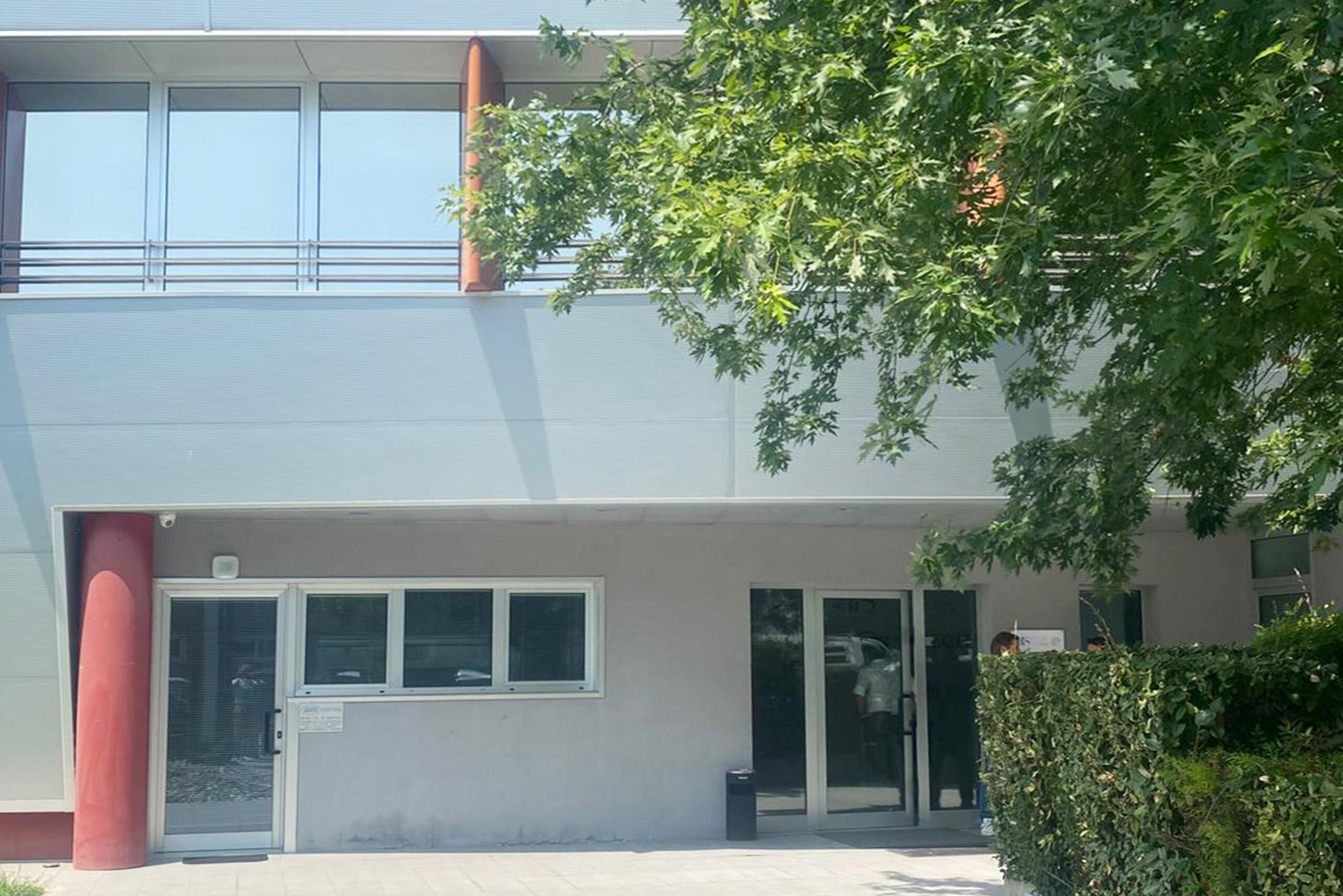 Esterno 3